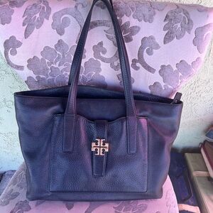 Black Tory Burch Tote!